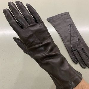 Women’s leather gloves